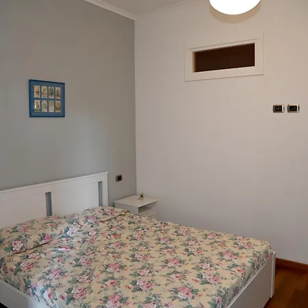Casa 12 * Róma